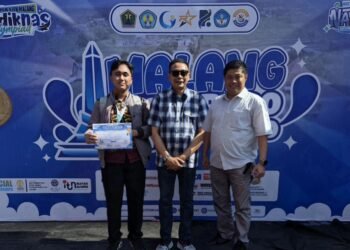Inspiratif! Belajar dari Kesederhanaan dan Konsistensi, Pelajar Ini Lahirkan Prestasi Hingga Diapresiasi Pemda Jawa Timur dan Dapat Golden Ticket dari Rektor!